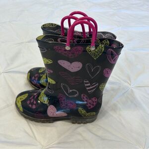 Kids Black Heart Light Up Rain Boots for Girls with Easy Pull Handles Size 1